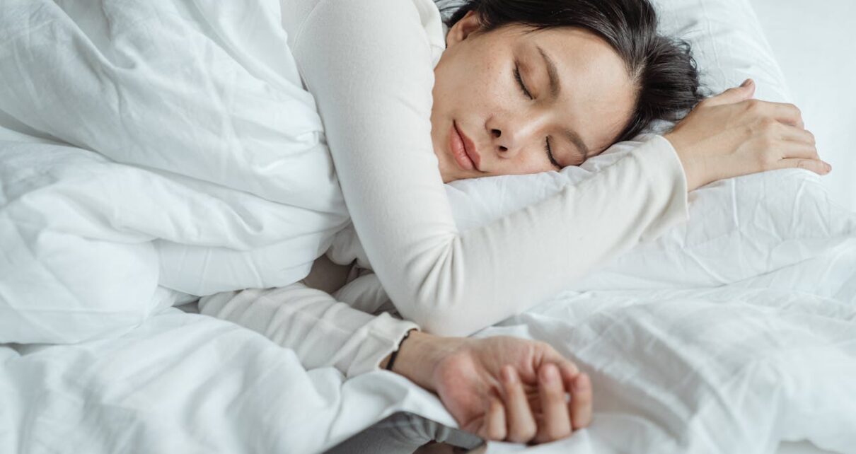 Proper sleep routine for immunity boosting